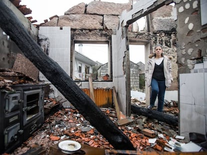 Patricia Soalleiro, en su vivienda de Moces, en Ourense. 