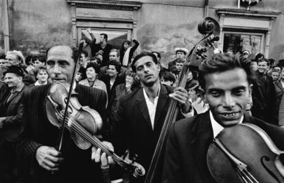 Checoslovaquia, Straznice, 1966. Festival de música gitana.