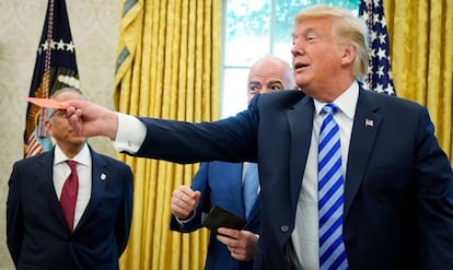 Trump, en una reunión con el presidente de la FIFA, Gianni Infantino.