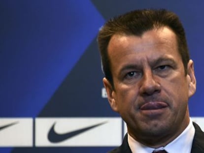 Dunga, durante sua apresentação como selecionador de Brasil