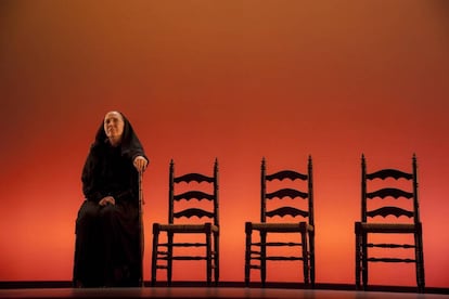 Lorca escribió 'La casa de Bernarda Alba' en 1936, aunque no pudo estrenarse ni publicarse hasta 1945.