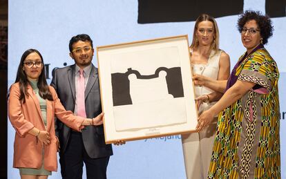 El premio a la mejor cobertura multimedia ha recaído sobre 'Ciudad sin agua, un pueblo contra el gigante de Concreto', publicado por N+Focus. Reciben el reconocimiento Jennifer González Posadas y Alejandro Melgoza Rocha.