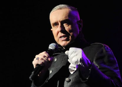 Holly Johnson, cantante de Frankie Goes to Hollywood, durante un concierto en una sala londinense en 2014.