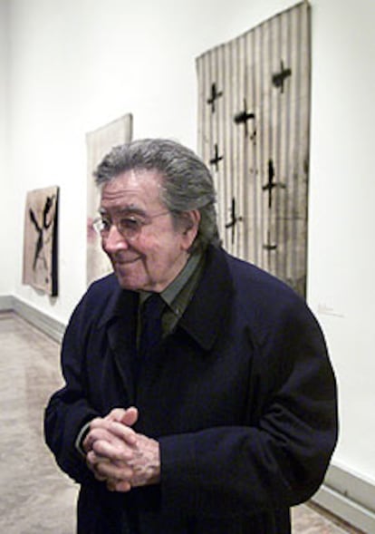 Antoni Tàpies, ayer en la Universidad de Valencia.