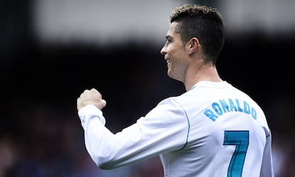 Cristiano celebra uno de sus goles ante el Eibar