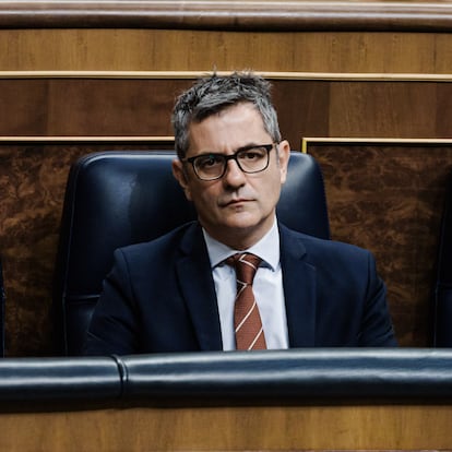 El ministro de Presidencia, Félix Bolaños, durante la celebración en el Congreso de los Diputados de una sesión plenaria, a 19 de junio de 2025, en Madrid (España). El Congreso de los Diputados debate hoy la reforma para disolver asociaciones franquistas que el PP recortó en el Senado y que regresa hoy al Congreso para su aprobación definitiva. En concreto, se propone incluir en la ley vigente una disposición adicional en la citada norma para incluir como causa de disolución "la realización de actividades que constituyan apología del franquismo".
19 JUNIO 2025
Carlos Luján / Europa Press
19/06/2025