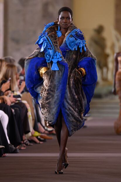 Schiaparelli_HCFW2324_Look24