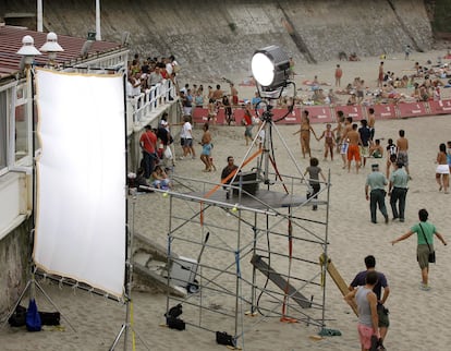 Rodaje de la película que el director estadounidense Woody Allen filma en la playa de Salinas