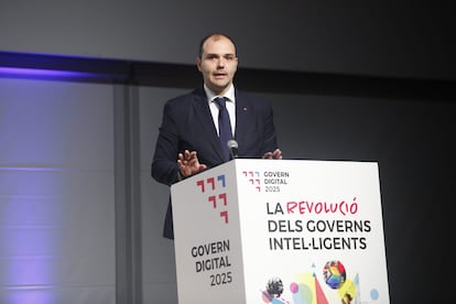 El consejero de la Presidencia y Calidad Democrática, Albert Dalmau, durante la presentación del plan "AI4JUSTICE" para la digitalización de los gobiernos locales.