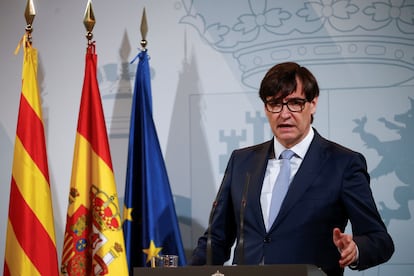 El ministro de Sanidad, Salvador Illa, durante una rueda de prensa en la Delegación del Gobierno de Cataluña este jueves.