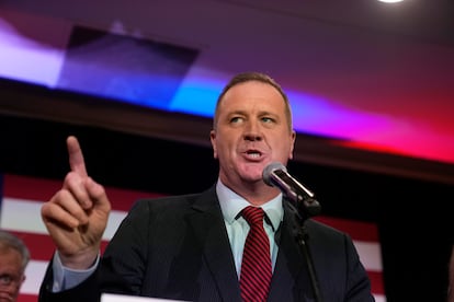 Republican U.S. Sen.-elect and Missouri Attorney General Eric Schmitt delivers a victory speech, Nov. 8, 2022, in Maryland Heights, Mo.