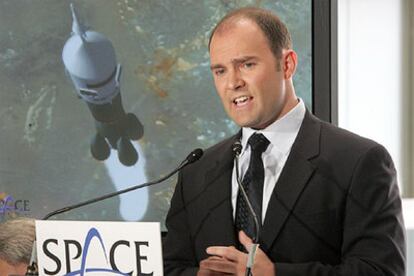 Eric Anderson, presidente de Space Adventures, durante la rueda de prensa celebrada en Nueva York.