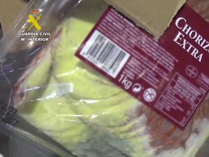 ‘Chuches’ caducadas, embutido con moho... incautadas 16 toneladas de alimentos no aptos para el consumo en Calatayud