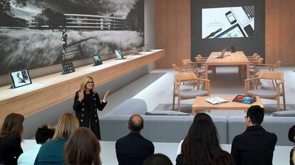 Un de las salas de reuniones de la nueva tienda de Apple en San Francisco.