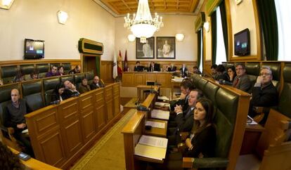 Pleno en el Ayuntamiento de Santiago 