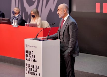 El presidente del Athletic, Aitor Elizegi, este sábado en la Asamblea.