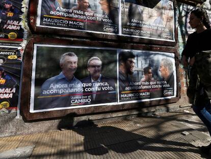 Propaganda de campaña de Mauricio Macri en una calle de Buenos Aires.