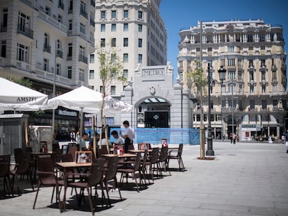 La nueva estación de metro de Gran Vía, vista desde la calle, ayer antes de que fuera abierta al público.