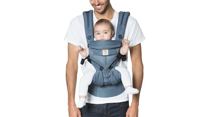 Esta clase de mochila portabebés con un gran acolchado ideal tanto para los padres como para el bebé.