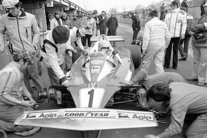 El piloto austriaco Niki Lauda, en su monoplaza de Ferrari, en 1976.