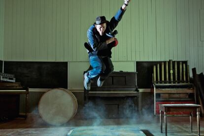 Tom Waits, cantante.