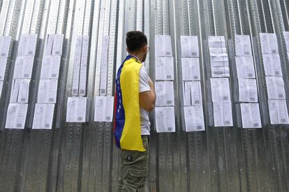 Resultados de las elecciones durante una protesta opositora en Caracas, Venezuela, el 17 de agosto de 2024.