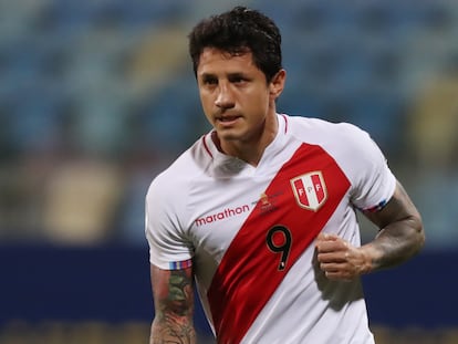 El futbolista peruano Gianluca Lapadula.