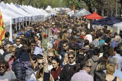 Ambiente durante la Diada de Sant Jordi