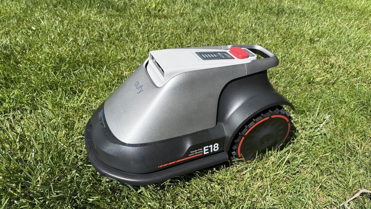 Cortacésped inteligente eufy E18.