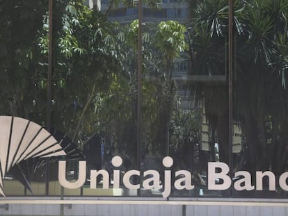 Sede central de Unicaja Banco.