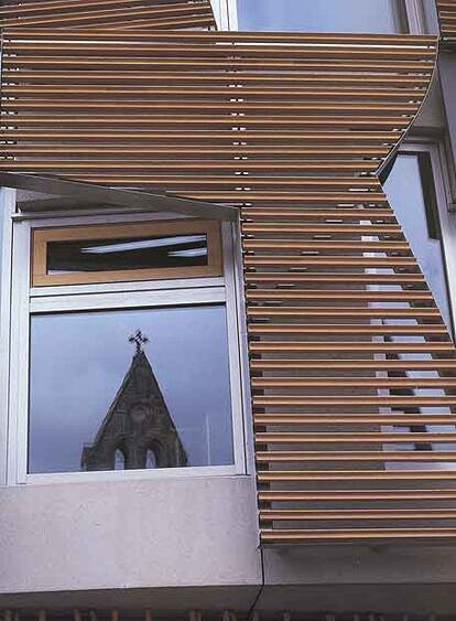 Parlamento de Escocia, en Edimburgo, de Miralles.