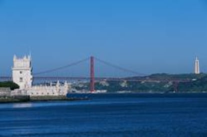 Puente Vasco de Gama.