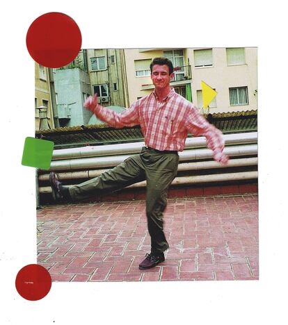 El autor bailando en una fotografía de hace unos años. 