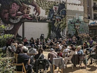 Un jardín en homenaje al activista que murió en una detención de los mossos