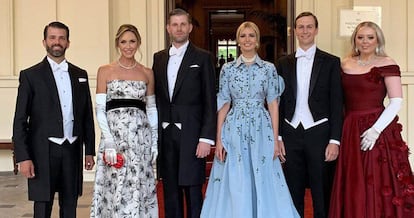 Los hijos de Trump con sus parejas. Desde la izquierda: Donald Jr; Lara y Eric; Ivanka y Jared Kushner; y Tiffany Trump.