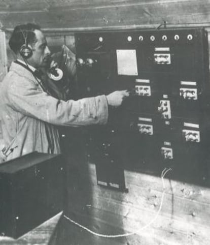 Uno de los primeros técnicos de Radio Barcelona.