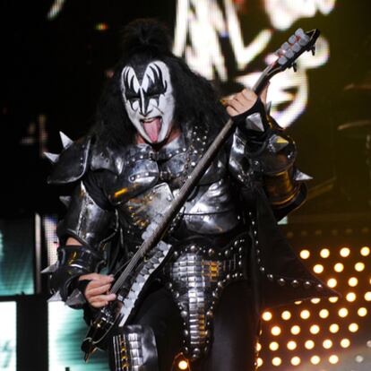 El vocalista de Kiss, Gene Simmons, en un concierto en 2010.