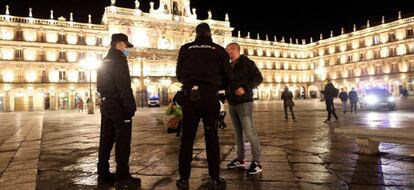 El toque de queda es una de las medidas amparadas en el actual estado de alarma