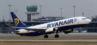 Un avión Boeing 737-8AS de Ryanair