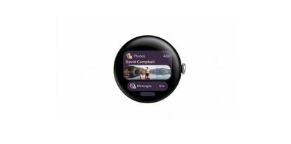 Pantalla de un smartwatch con Wear OS 6