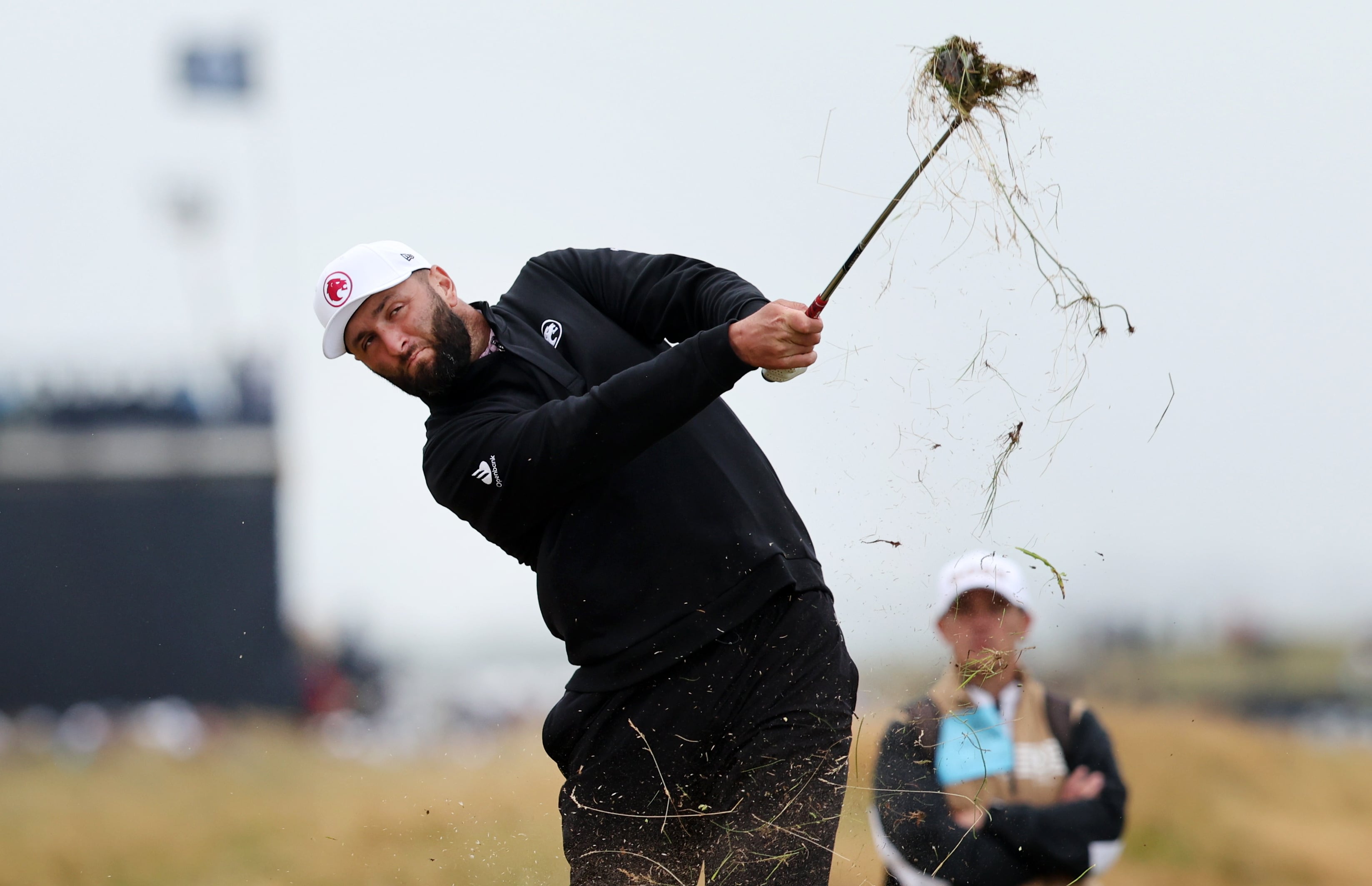 Jon Rahm se las apaña en Royal Troon 