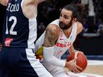 Paris (France), 10/07/2021.- Spain's Ricky Rubio in action during the men'Äôs pre-Olympic friendly basketball match between France and Spain at the AccorHotels Arena in Paris, France, 10 July 2021. (Baloncesto, Francia, España) EFE/EPA/YOAN VALAT