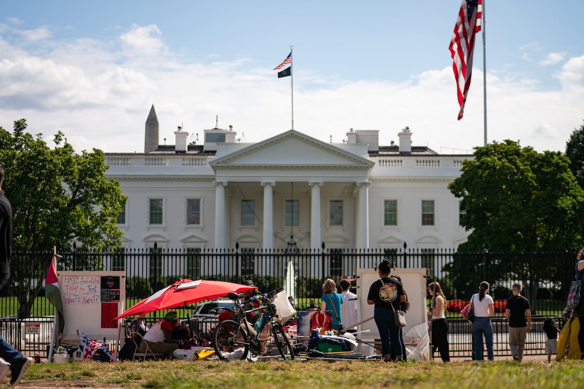 Trump Disrupts White House Vigil – 44 Years of Protest