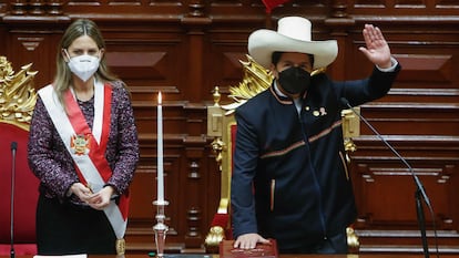 El presidente Pedro Castilloy la presidenta del Congreso María del Carmen Alva