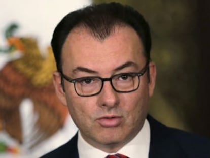 El ministro mexicano de Finanzas, Luis Videgaray, anunciando el plan de ajuste. 