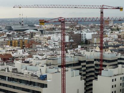 Obras de edificación en Madrid.