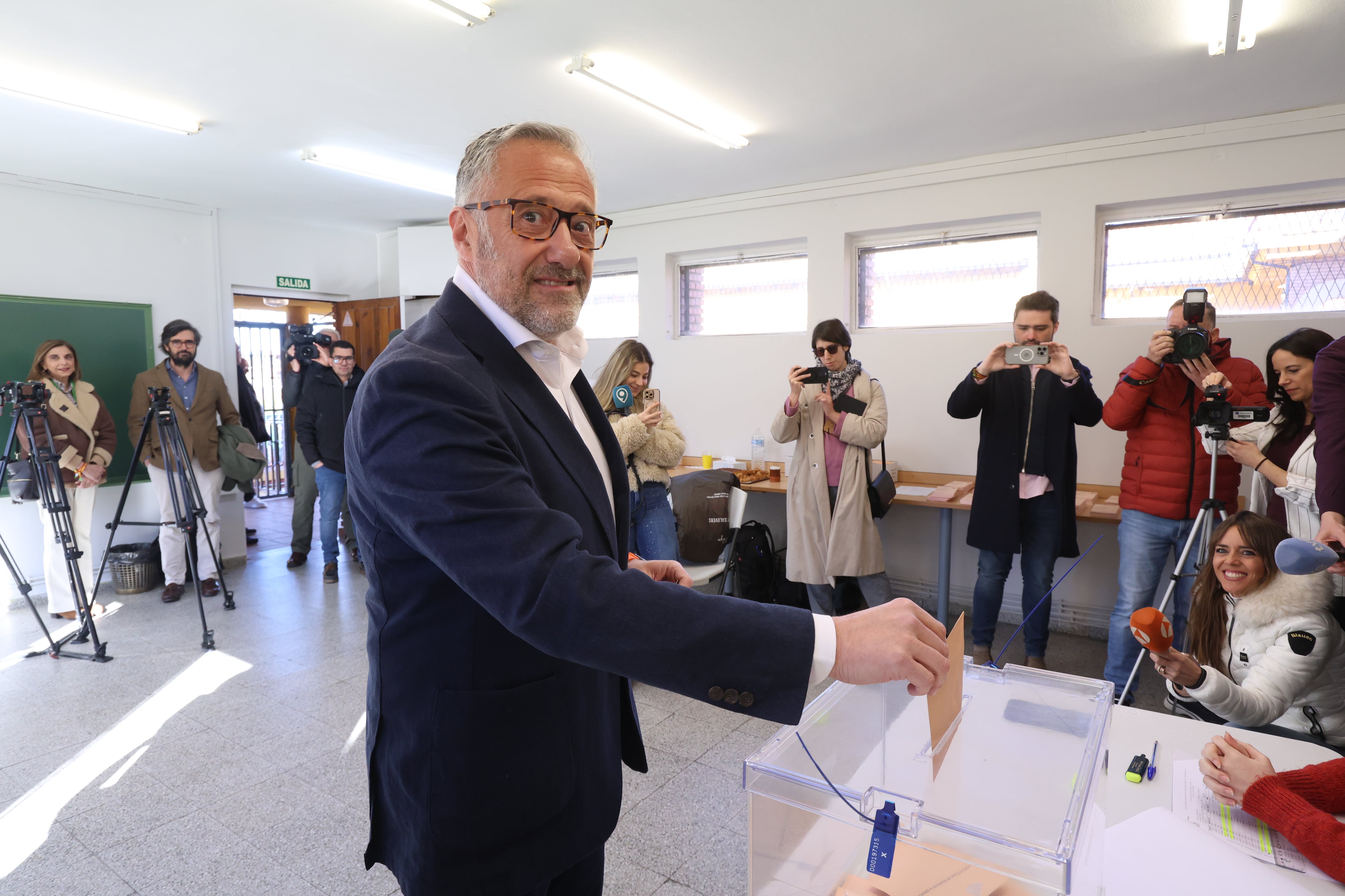 Pollán (Vox): “Es el día de la ilusión de la gente que quiere un cambio de política en Castilla y León”