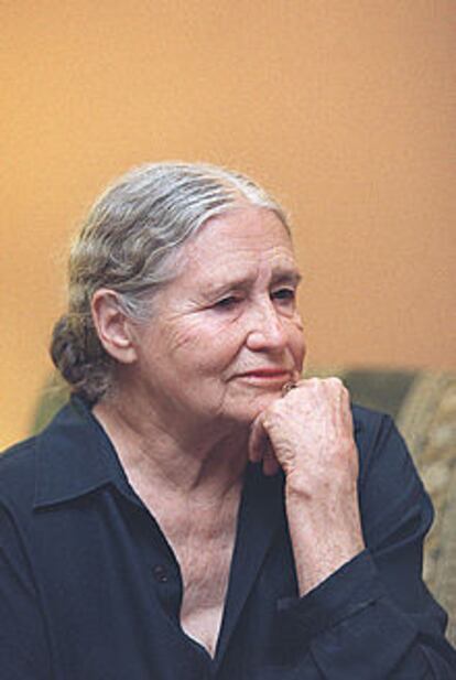 Doris Lessing, en Oviedo.