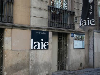 La libreria Laie tancada en la segona setmana de confinament.