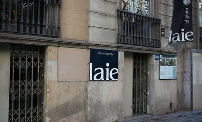 La libreria Laie tancada en la segona setmana de confinament.